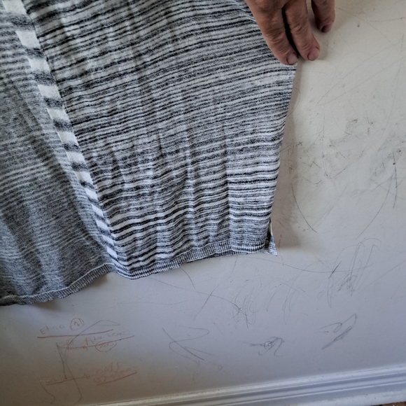 Women's Lucky Brand Cardigan - Picture 4 of 7